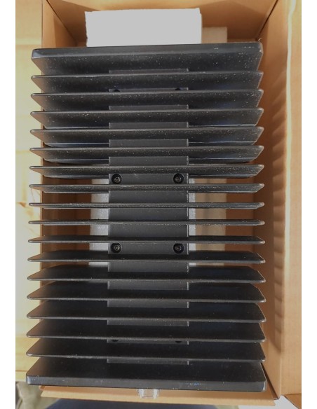 Carico fittizio 300W 4GHz con connettore N femmina